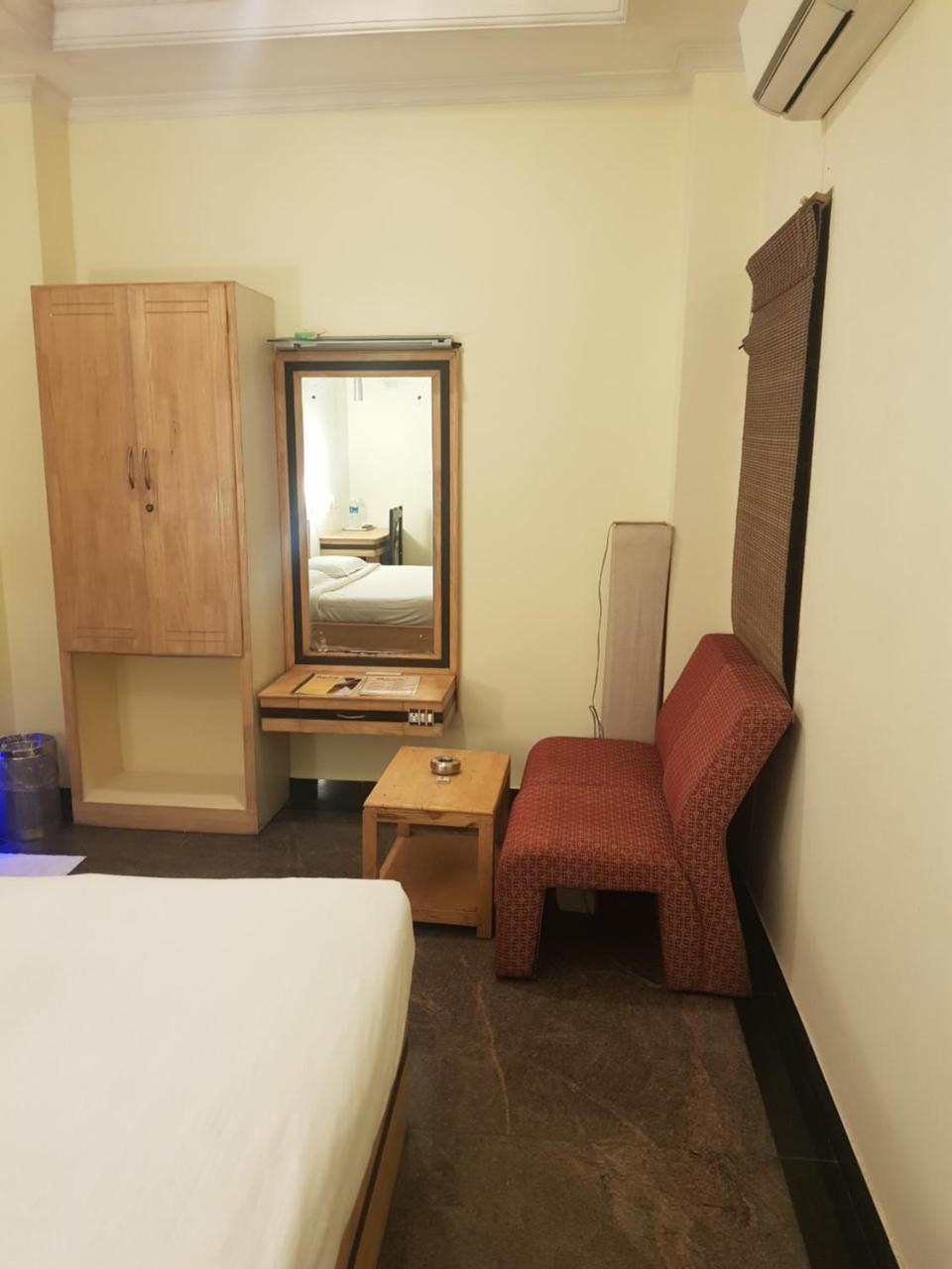 P R Pride Inn Pondicherry Dış mekan fotoğraf